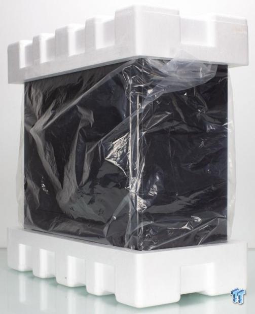 Cooler Master Silencio S600 Mid-Tower Chassis Review 05