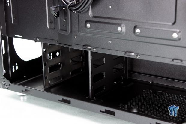 Cooler Master Silencio S600 Mid-Tower Chassis Review 23