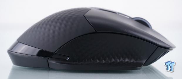 Corsair DARK CORE RGB PRO SE Wireless FPS/MOBA Gaming Mouse Review 13