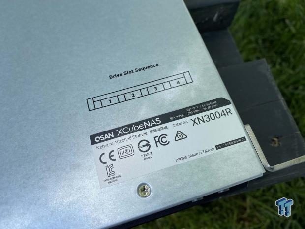 QSAN XCubeNAS XN3004R Four-Bay 1U Rackmount NAS Review 04