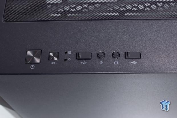 Open Gallery Antec Dark Fleet DF600 FLUX Mid-Tower Chassis Review 09