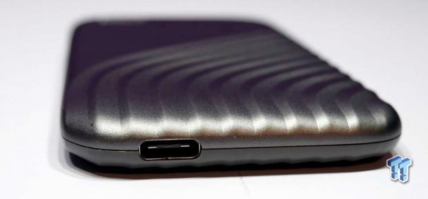 WD My Passport SSD 1TB USB 3.2 Gen 2 Review 04 WD My Passport SSD 1TB USB 3.2 Gen 2 Review 04