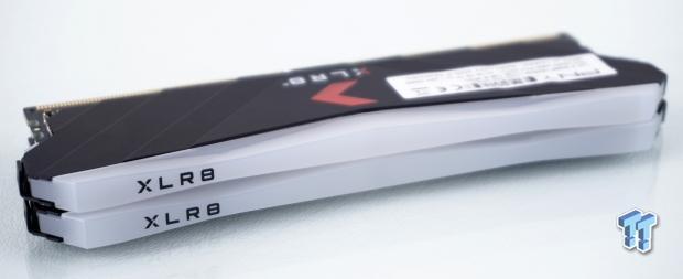 PNY XLR8 EPIC-X RGB DDR4-3200 32GB Dual-Channel Memory Kit Review 06