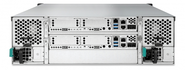 QSAN XCubeNXT XN8016D 16-Bay 3U Review 05