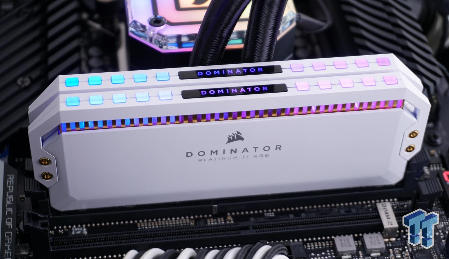 Mémoire RAM Corsair Dominator Platinum RGB - DDR4 - kit - 32 Go: 2