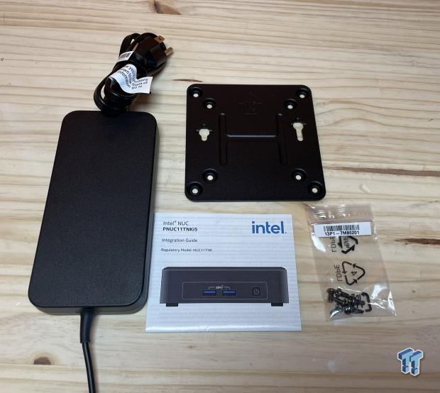 Intel NUC 11 Pro Kit (NUC11TNKi5, 'Tiger Canyon') Review