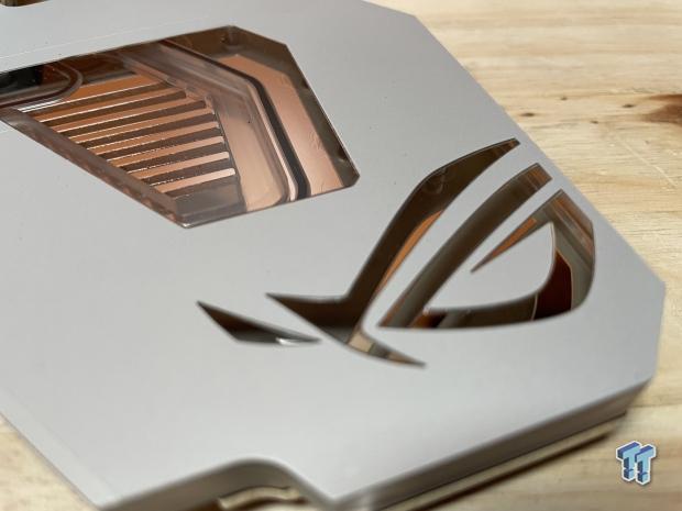 ASUS ROG Maximus Extreme XIII Glacial Motherboard Review 01 ASUS ROG Maximus Extreme XIII Glacial Motherboard Review 01