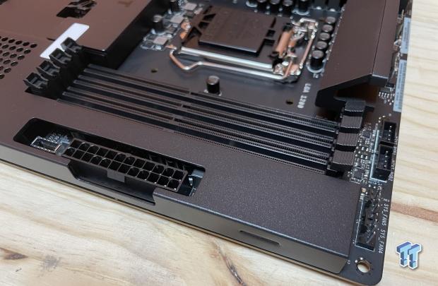 Nzxt n7 z390 carte mère intel z390 NZXT