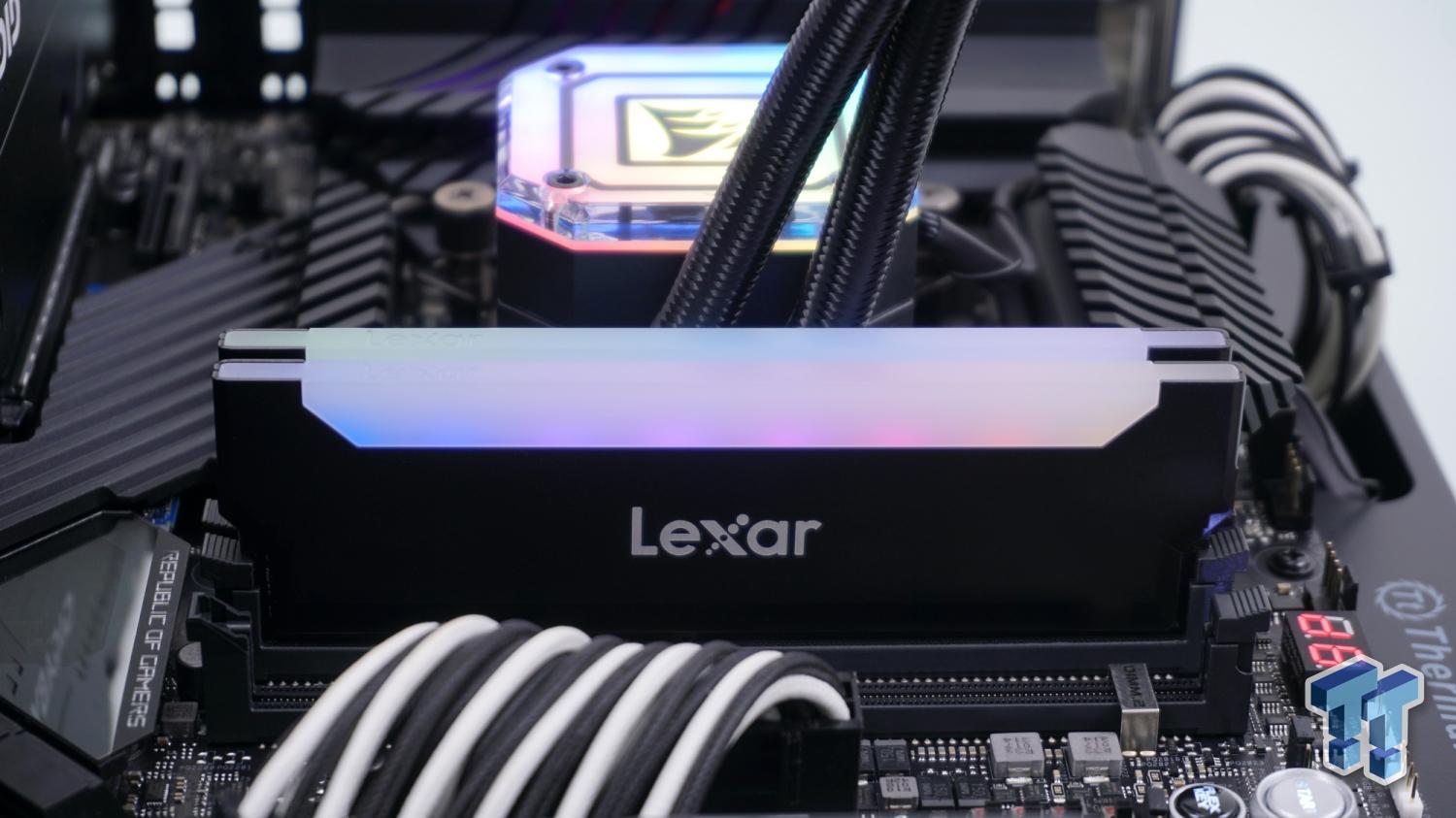 Kit Mémoire RAM Lexar Thor DDR4 - 32 Go (16 Go x 2), 3200 MHz, CL16, 1.35V  (LD4BU016G-R3200GDXG) –