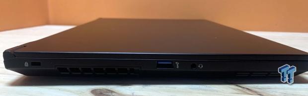 XPG Xenia 15 Gaming Notebook Review 06