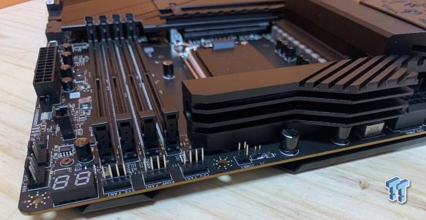 MSI MEG Z690 Unify Motherboard Review 15