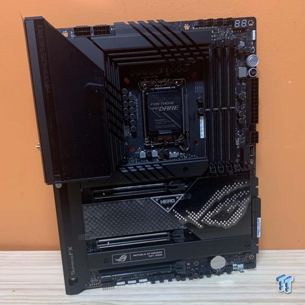 ASUS ROG Maximus Z690 Hero Motherboard Review 07 ASUS ROG Maximus Z690 Hero Motherboard Review 07