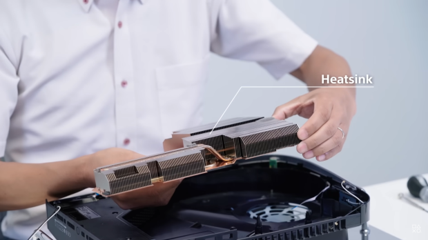 Open Gallery The cooling fan and heatsink combo found in the base 2020 PS5.