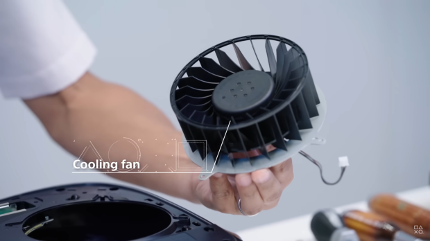 Open Gallery The cooling fan and heatsink combo found in the base 2020 PS5.