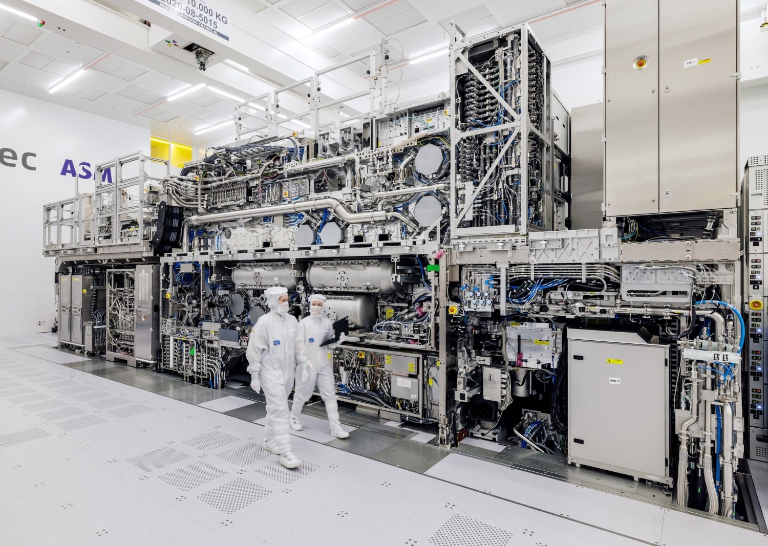 EUV lithography machine leader ASML struck by IT outage that affected ...