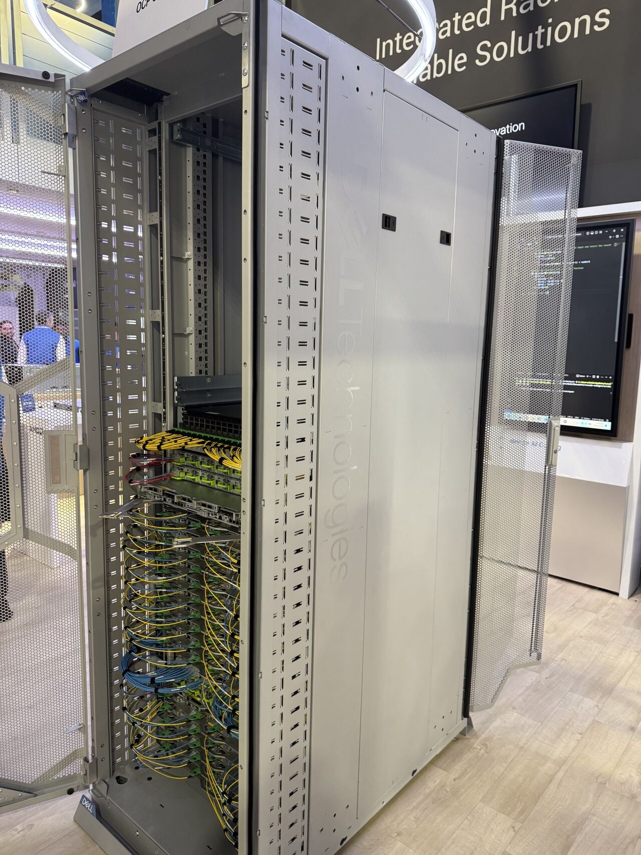 Dell IR7000 with Direct Liquid Cooling: up to 480kW per rack: GB200 ...
