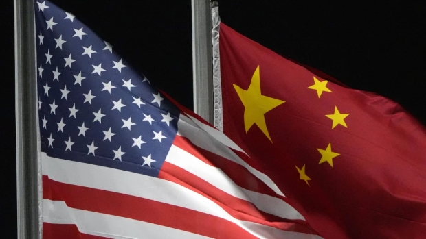 Top US senator confirms China is listening in on phone calls, including the Presidents 65165