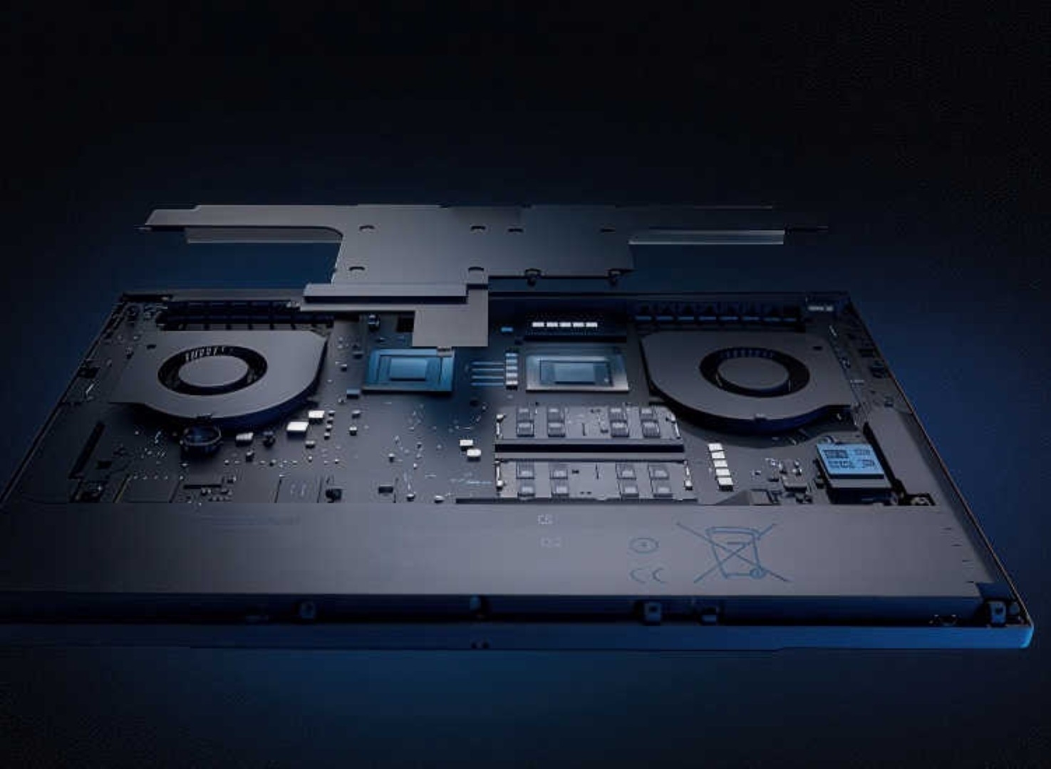 Razer's new Blade 16 gaming laptop: AMD Ryzen AI 9 HX 370, NVIDIA