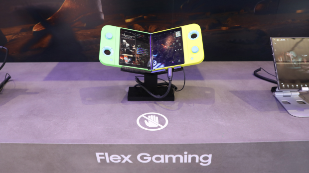 Samsung demos unique gaming handheld with folding screen at MWC 2025