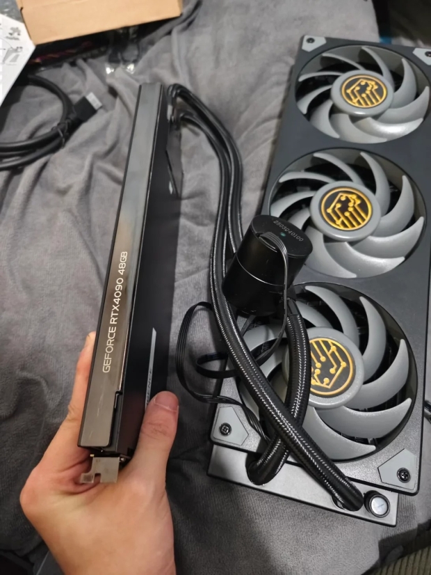 NVIDIA GeForce RTX 4090 modded with 48GB VRAM sells for $3400 in China, includes AIO cooler 02