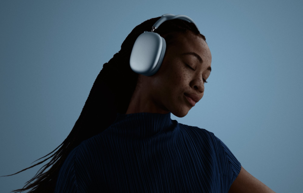 Apple contradicts itself with 'mind-blowing' AirPods Max update