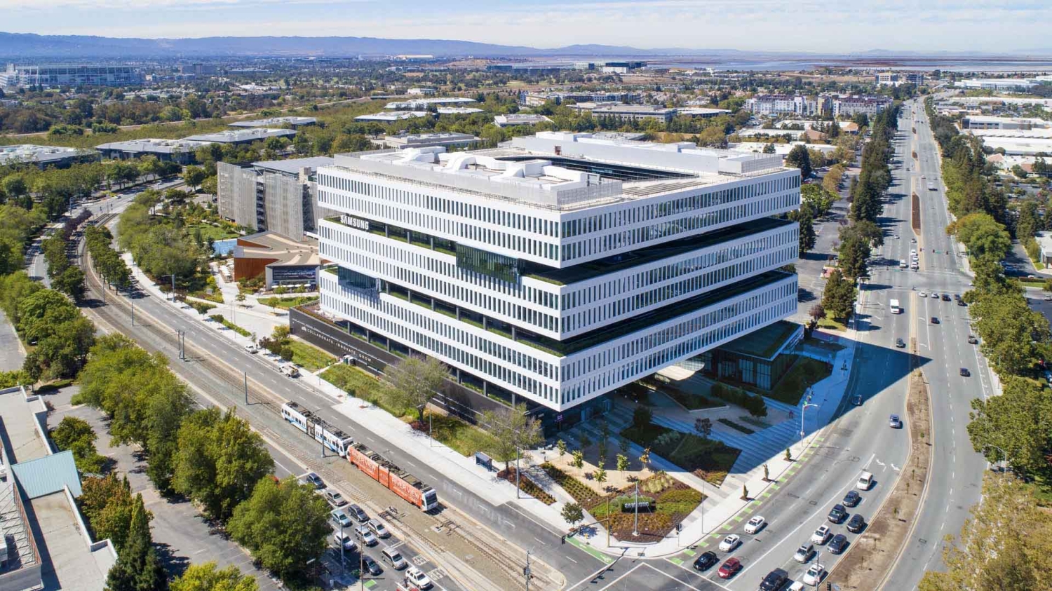 Samsung gets government approval for staff to work 64-hour weeks in R&D ...