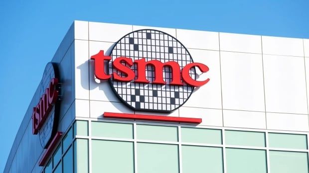 AMD rumor: abandons 4nm orders with Samsung Foundry, shifts 4nm to TSMC Arizona for EPYC CPUs