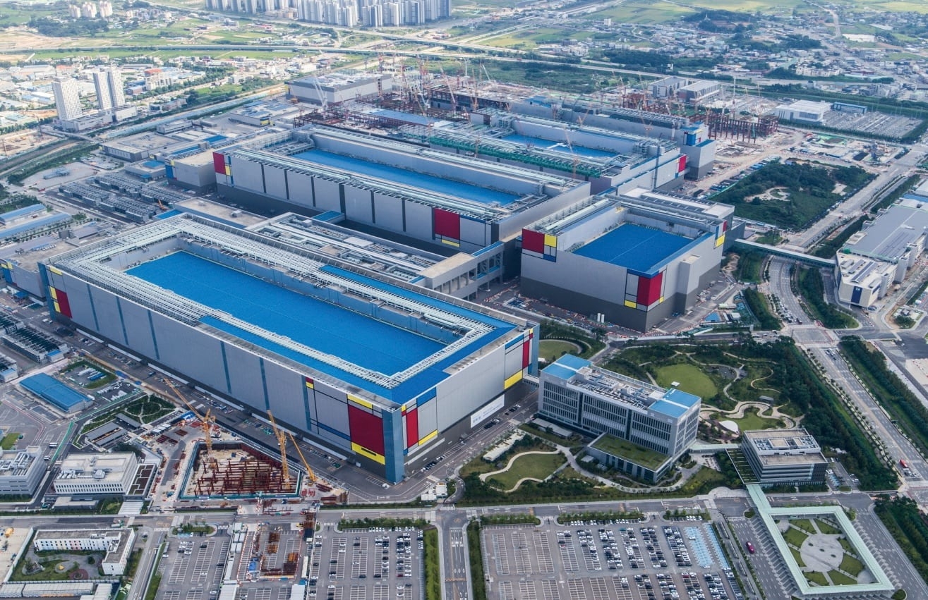NVIDIA could have 2nm AI GPUs fabbed at Samsung Foundry, diversifying ...