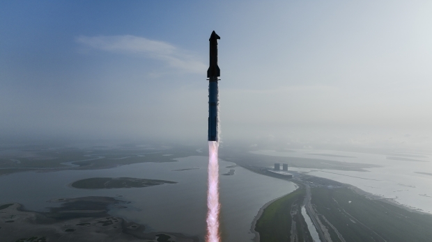 Starship launch ends in double failure yet deemed a milestone launch by SpaceX