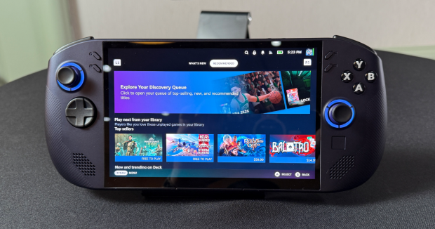 Microsoft delays the Xbox handheld to respond to the big threat from Valve 65161565