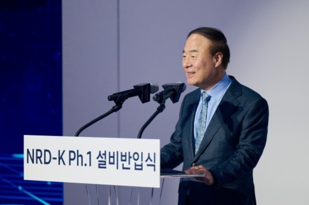 Samsung Vice Chairman talks about 12-Hi HBM3E memory supply to NVIDIA for its AI GPUs