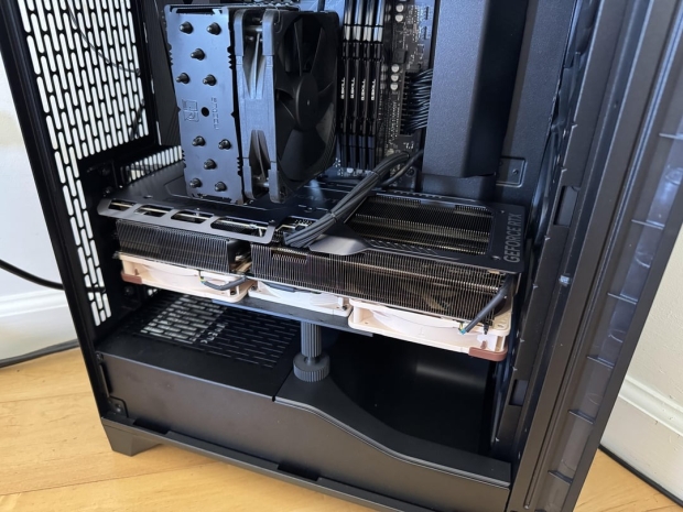 Modders create quieter RTX 5090, 5080 cards with 3D printed shrouds and Noctua, Phanteks fans 79