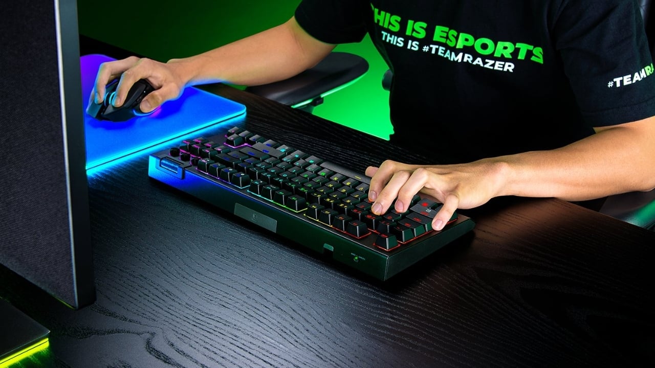 Multi Keyboard Rig Razer's new BlackWidow V4 TKL wireless keyboard has nearly 1000 hours ...