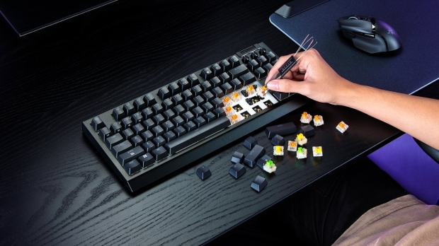 Razer's new BlackWidow V4 TKL wireless keyboard has nearly 1000 hours of battery life 4