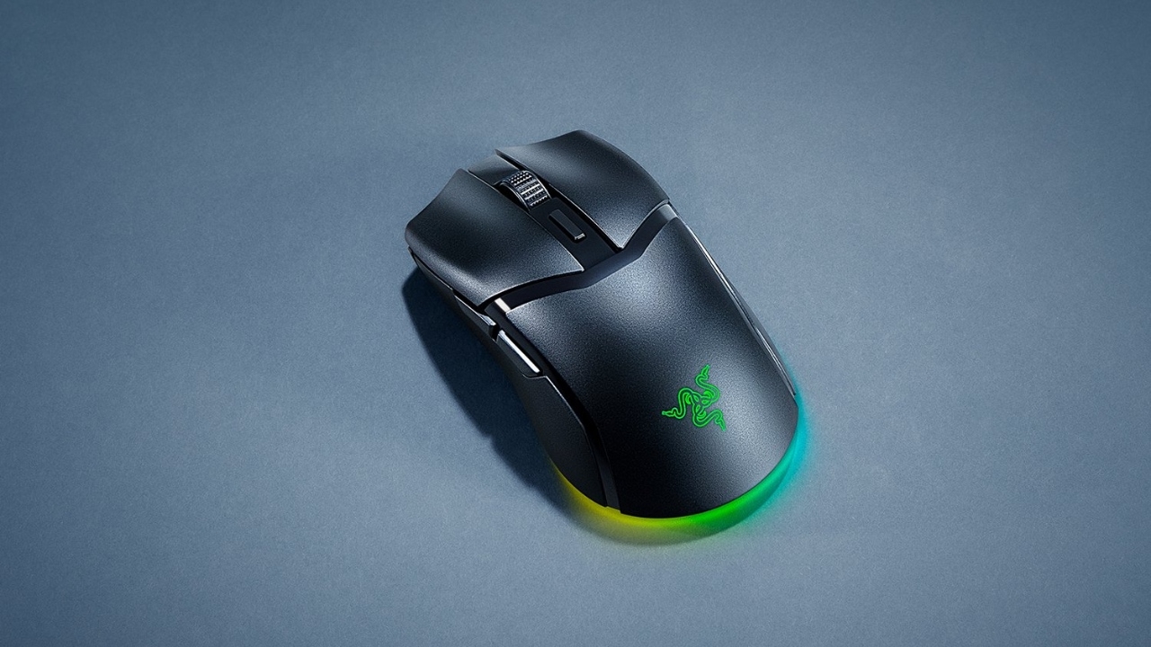 Razer's Cobra HyperSpeed Gaming Mouse, 62 grams, RGB, and a