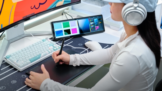 Corsair's new XENEON EDGE is a compact second screen for your case, desk, or display 5
