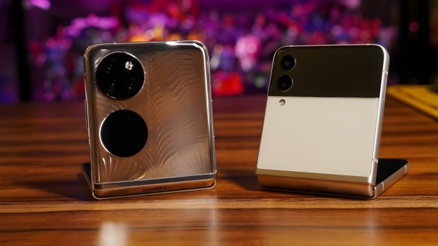 Open enlarged image Huawei controls a dominant 48% of the foldable smartphone market, Samsung trails behind