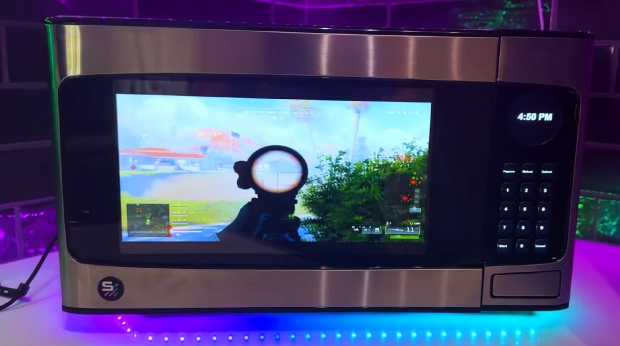 This microwave was modded into a gaming PC: rotates on a turntable, Stream Deck for keypad