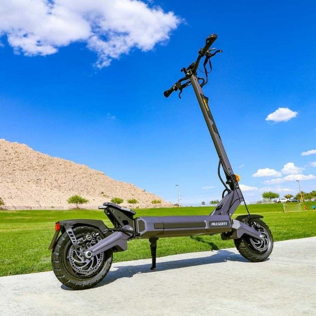 Ausom DT2 Pro Electric Scooter