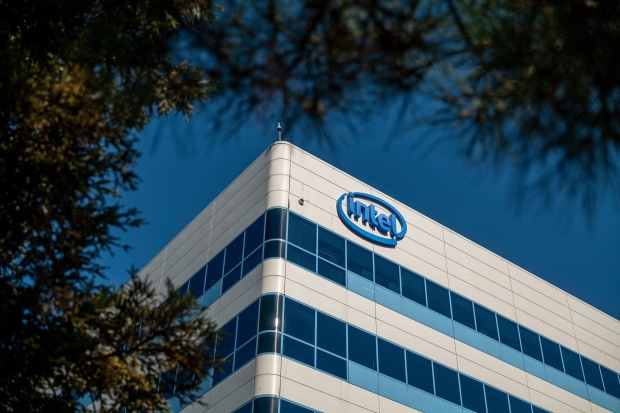 Intel's former staffer accused of stealing 18,000 'Top Secret' files, worked there for 10 years