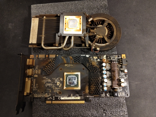 ASUS ROG Matrix 9800GT before (left) and after (right)