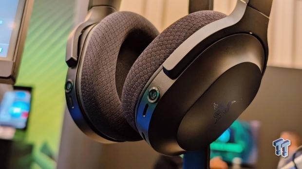 Razer's Project Motoko turns AI smart glasses into a wireless headset 2