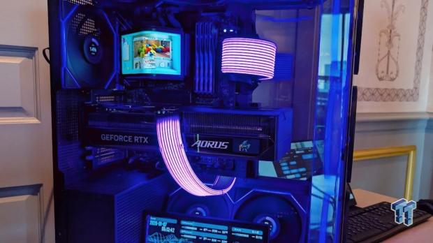 LIAN LI's new HydroShift II AIO cooler includes an OLED display that moves 3