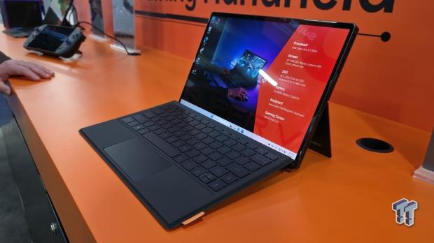 OneXPlayer showcases new Super V gaming tablet at CES 2026: 2-in-1 system with Panther Lake CPU 04