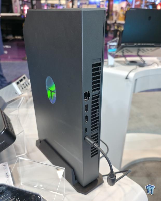 Thunderobot's new MIX GAMING 2: thin-and-tall, but very slim PC easily runs games at 4K 60FPS+ 01