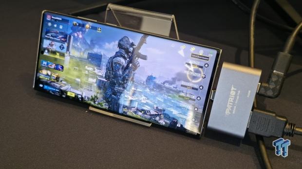 Patriot's MD330 storage hub lets you connect a monitor, access storage, charge your phone 03