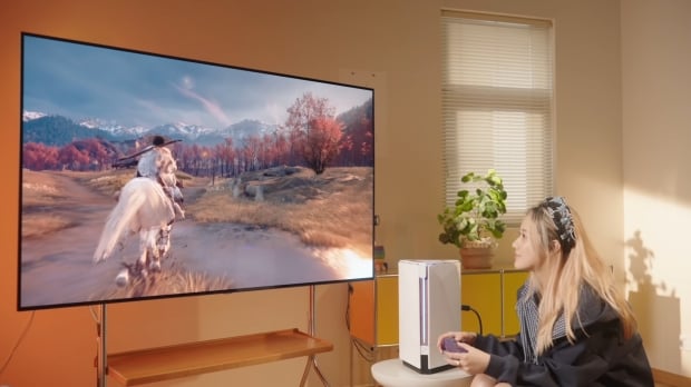 Modder combines a PS5, Xbox Series X, and Nintendo Switch 2 into a single sleek console 2