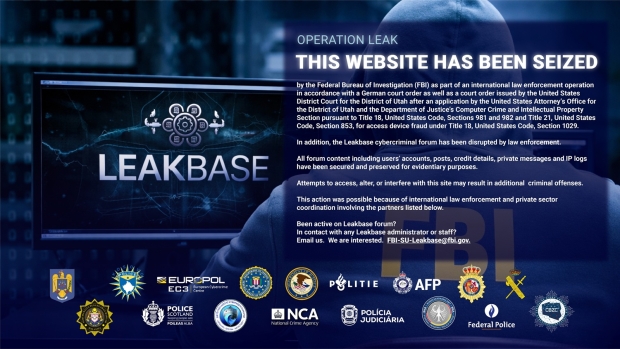 US government seizes one of the internet's largest hacker forums 516156156