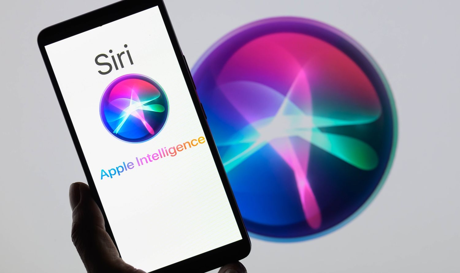 Apple is preparing new tools to enable AI companies to integrate their chatbots directly into Siri, enabling users to select multiple chatbots for answers.