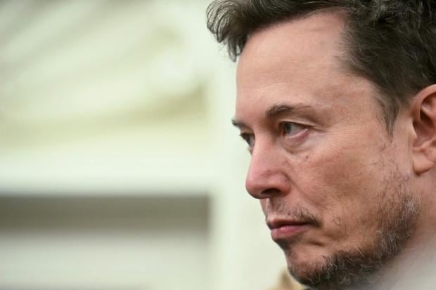 Elon Musk ends dispute over Twitter stake with SEC, refuses to admit wrongdoing 2